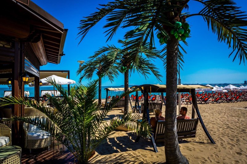 Napospart utazás Helena Sands (ex. Royal Palace Helena Sands)