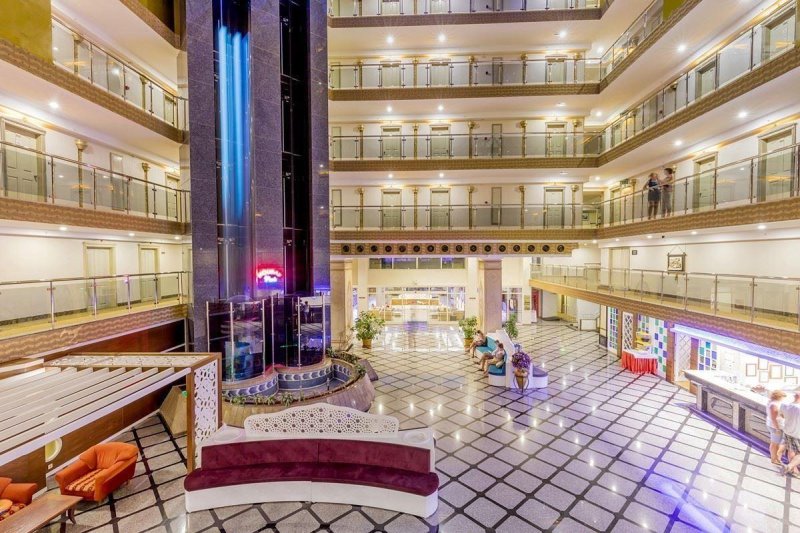 Alanya utazás Holiday Park Resort