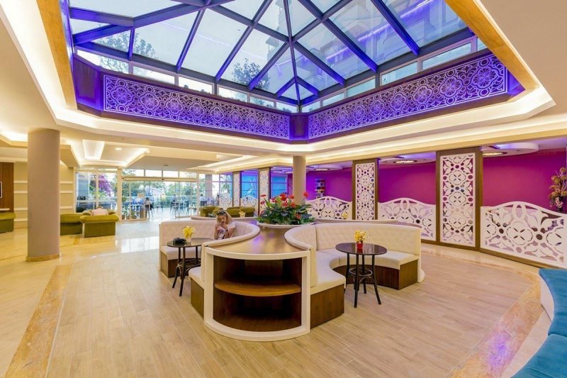 Alanya utazás Holiday Park Resort