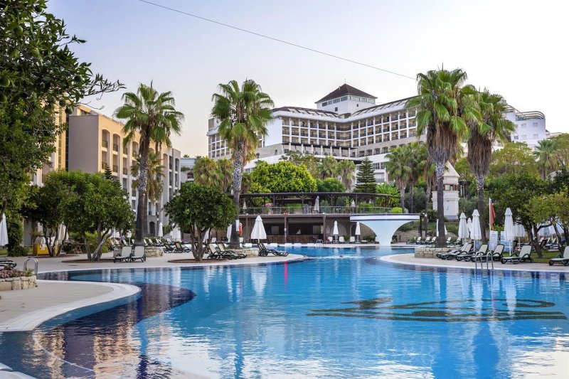 Horus Paradise Luxury Resort Side