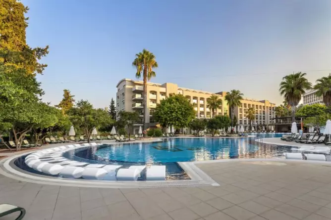 Horus Paradise Luxury Resort Side
