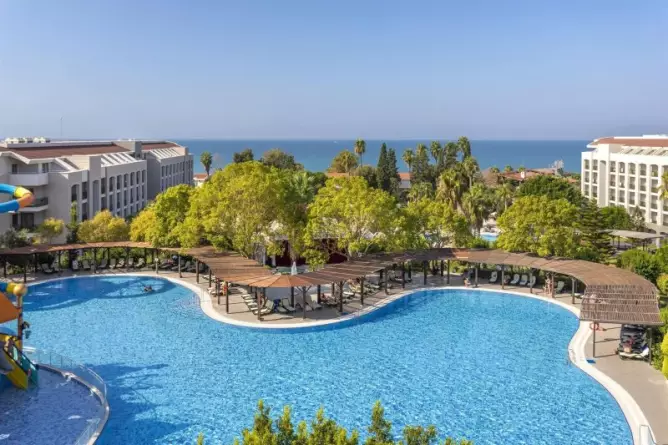 Horus Paradise Luxury Resort Side