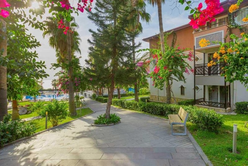 Alanya utazás Justiniano Club Alanya