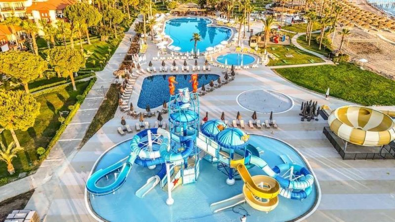 Alanya utazás Justiniano Club Park Conti