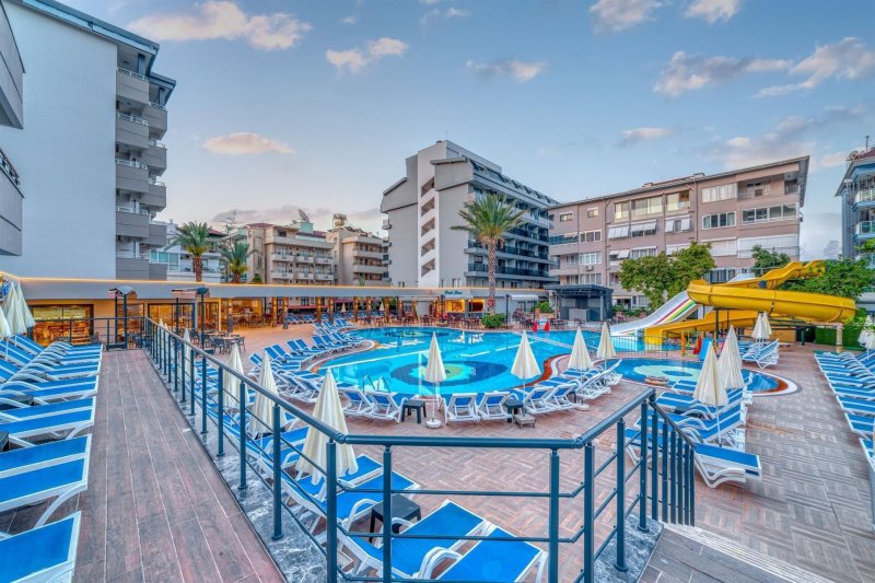 Alanya utazás Kahya Hotel