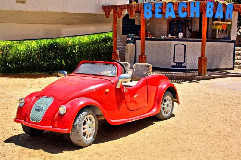 Hurghada utazás Kingtut Aqua Park Beach Resort