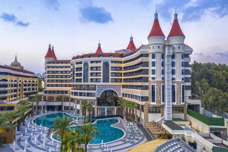 Kirman Leodikya Resort Alanya