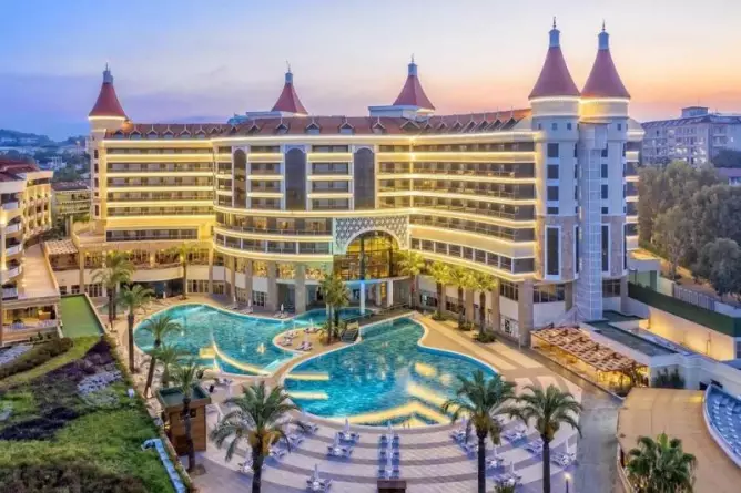 Kirman Leodikya Resort Alanya