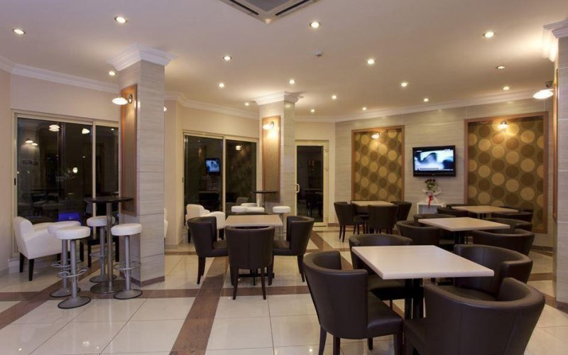 Alanya utazás Kleopatra Remi Hotel