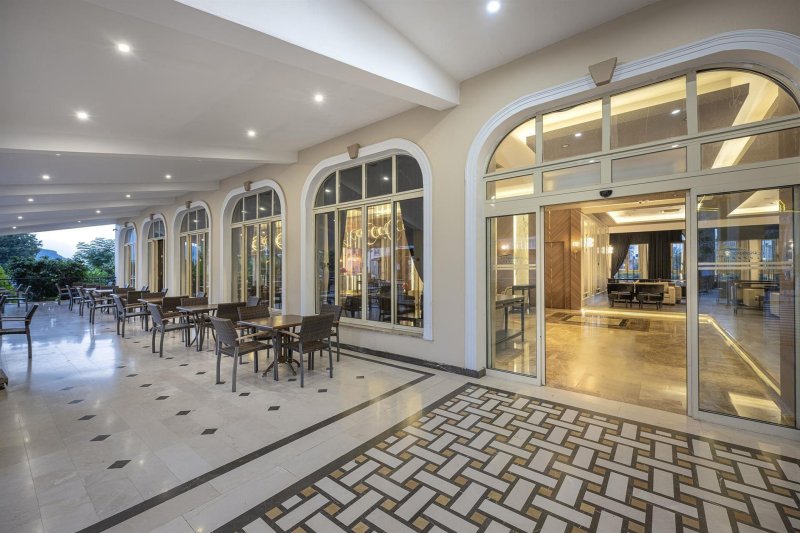 Kemer utazás L'oceanica Beach Resort Hotel