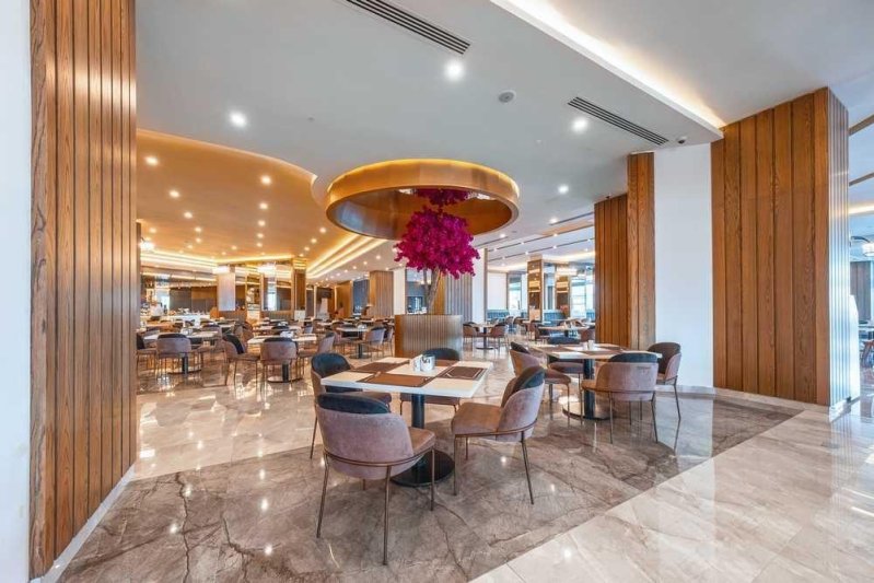 Side utazás Lago Hotel