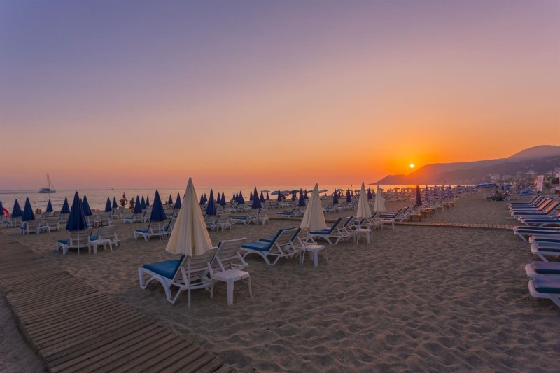 Alanya utazás Lonicera City Kleopatra