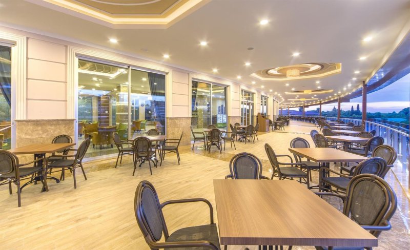 Alanya utazás Lonicera Resort