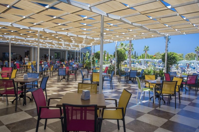 Alanya utazás Lonicera Resort