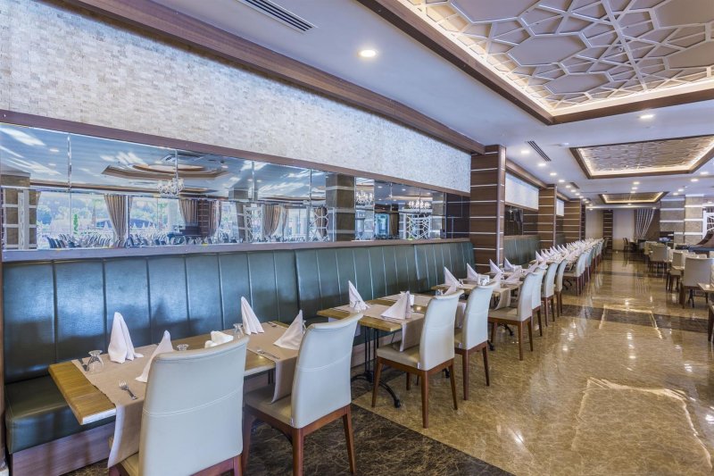 Alanya utazás Lonicera Resort