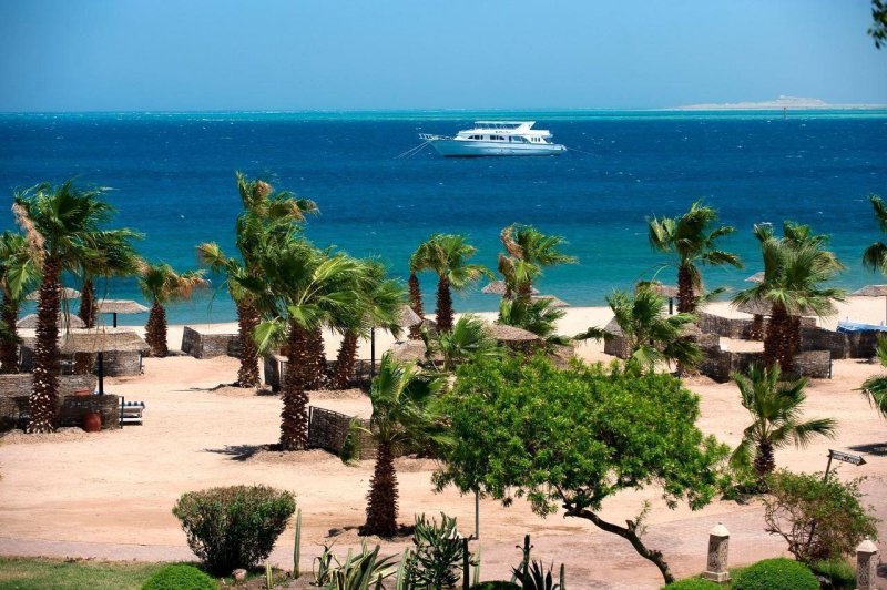 Hurghada utazás Lotus Bay Beach Resort