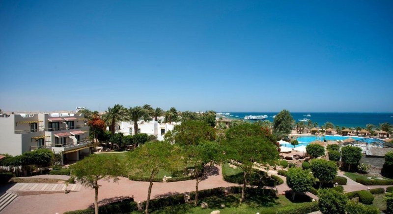Hurghada utazás Lotus Bay Beach Resort