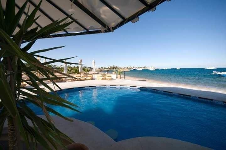Hurghada utazás Lotus Bay Beach Resort