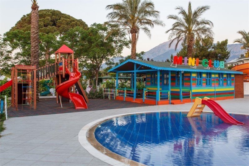 Kemer utazás Lucida Beach Hotel