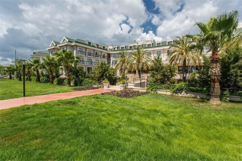 Kemer utazás Lucida Beach Hotel