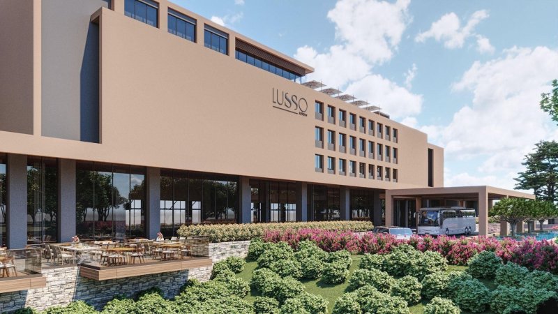 Lusso Sorgun Side