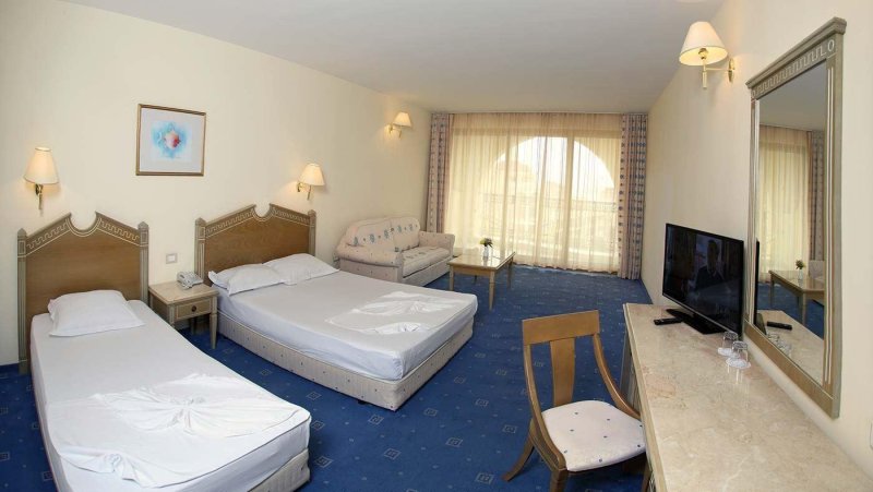 Napospart utazás Marina Beach