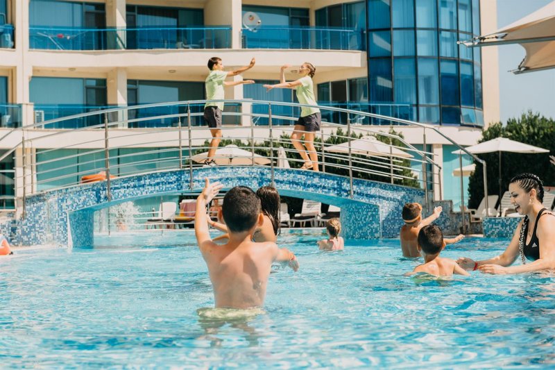 Napospart utazás Marina Holiday Club