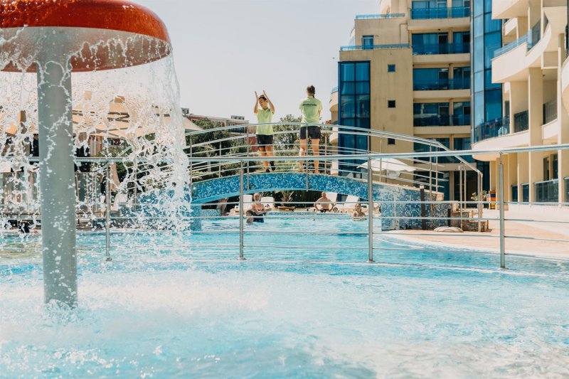 Napospart utazás Marina Holiday Club