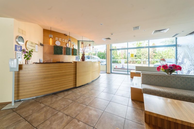 Napospart utazás Marina Holiday Club