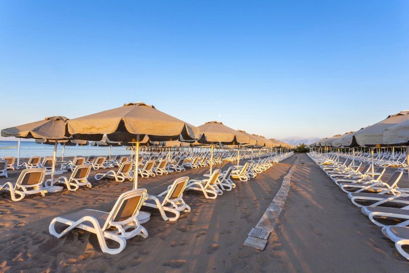 Antalya utazás Melas Lara Hotel