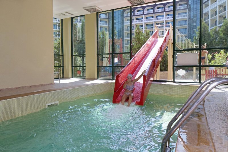 Napospart utazás Mena Palace