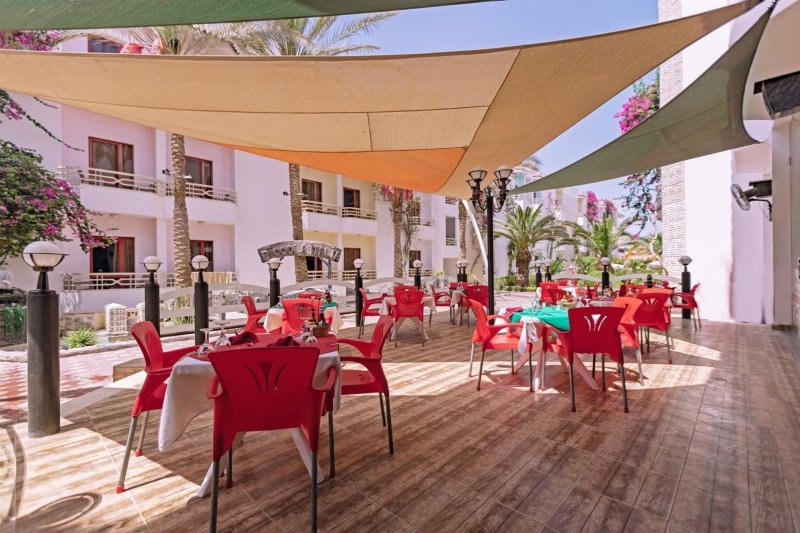 Hurghada utazás Mina Mark Beach Resort