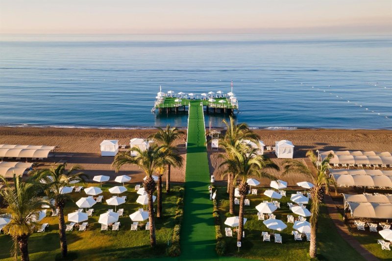 Antalya utazás Miracle Resort Hotel