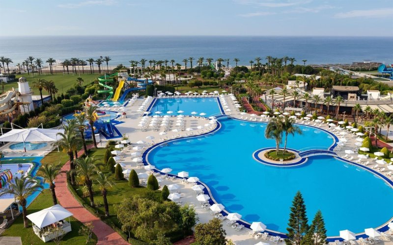 Antalya utazás Miracle Resort Hotel