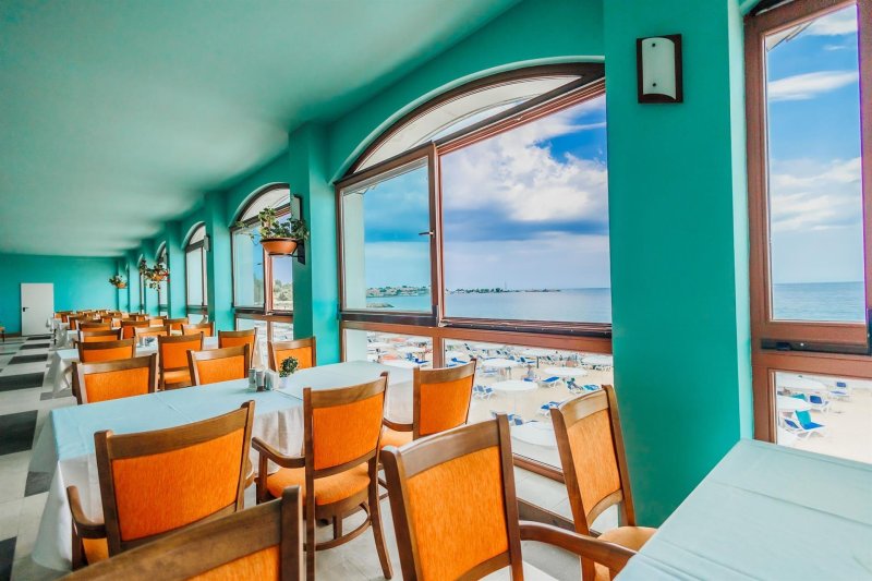 Napospart utazás Mirage