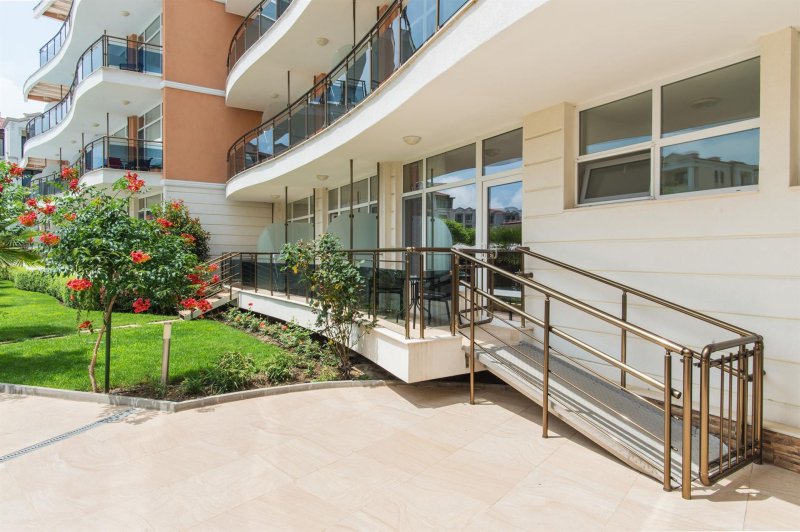 Napospart utazás Miramar Hotel