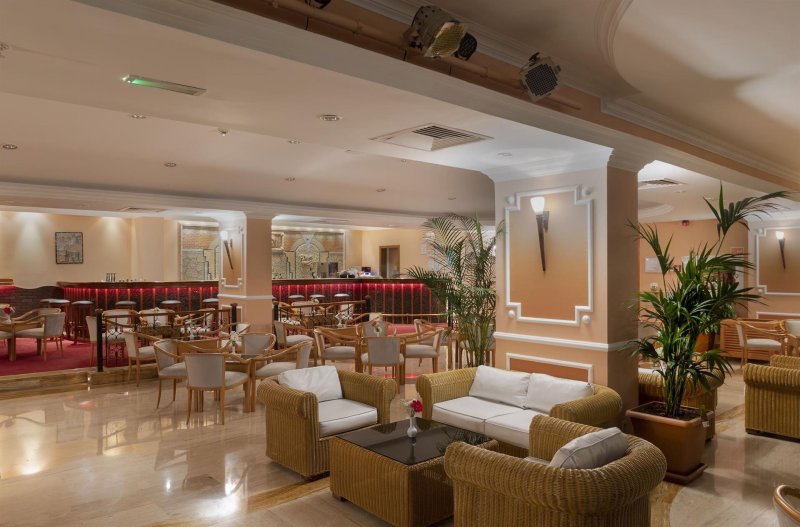 Side utazás Miramare Queen Hotel