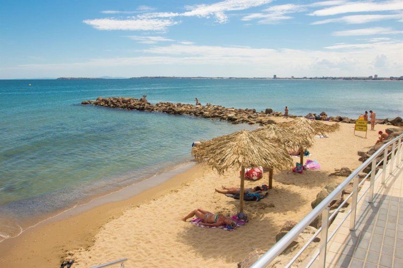 Napospart utazás Moonlight Hotel