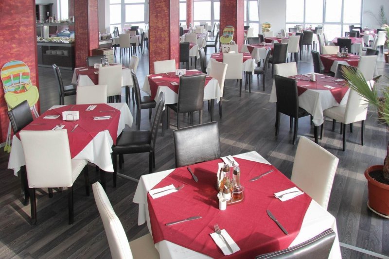 Napospart utazás Moonlight Hotel