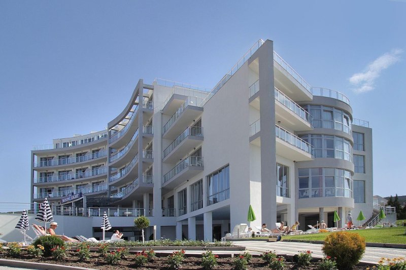 Napospart utazás Moonlight Hotel