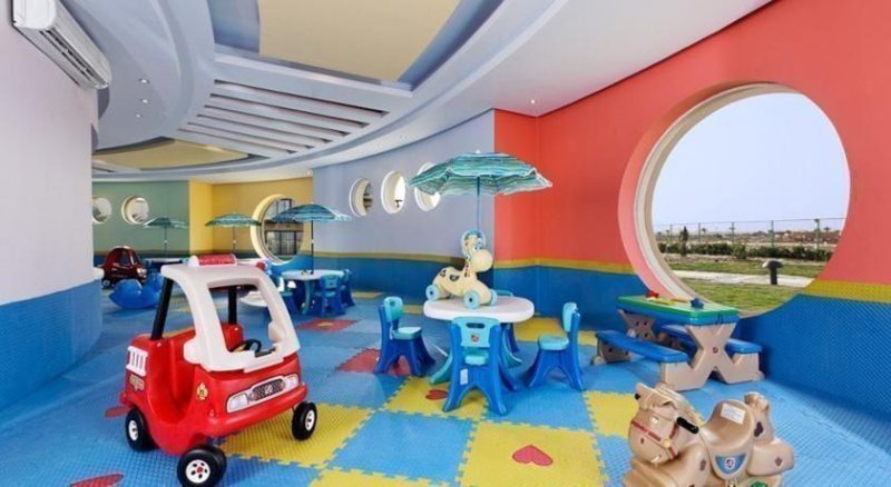 Hurghada utazás Movenpick Waterpark Resort & Spa Soma Bay