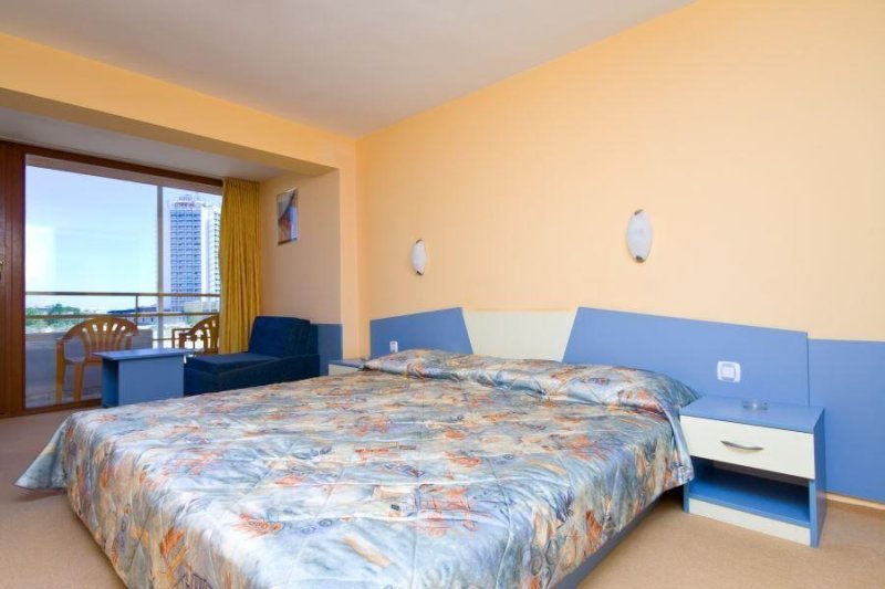 Napospart utazás Nessebar Beach