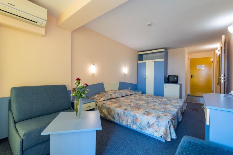 Napospart utazás Nessebar Beach