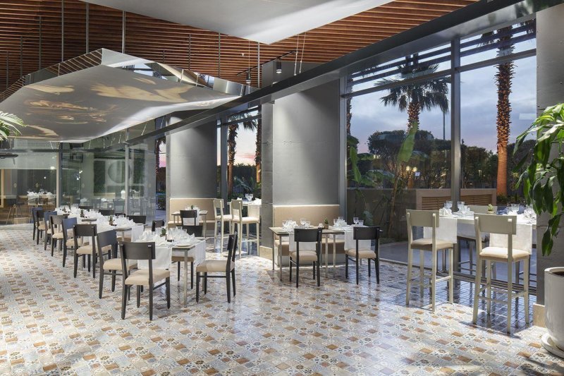 Antalya utazás Nirvana Cosmopolitan