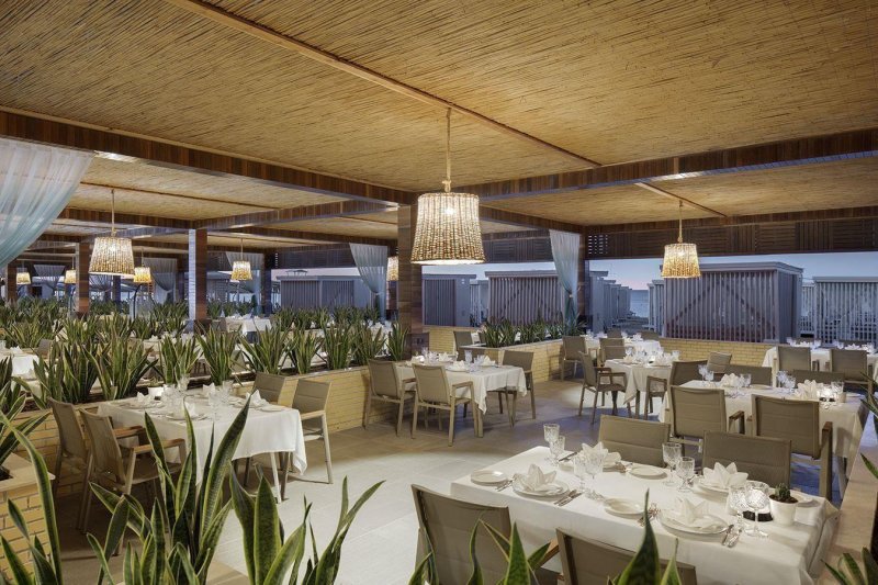 Antalya utazás Nirvana Cosmopolitan