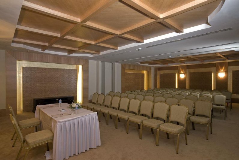 Kemer utazás Nirvana Dolce Vita