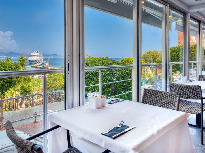 Alanya utazás Numa Port Hotel