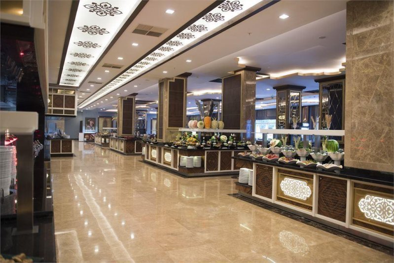 Alanya utazás Oz Hotels Sui Resort