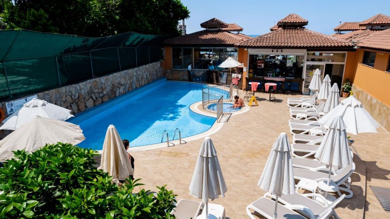 Side utazás Ozlem Garden