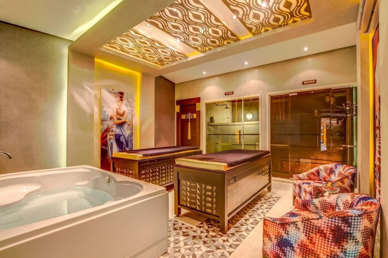 Hurghada utazás Palm Beach Resort